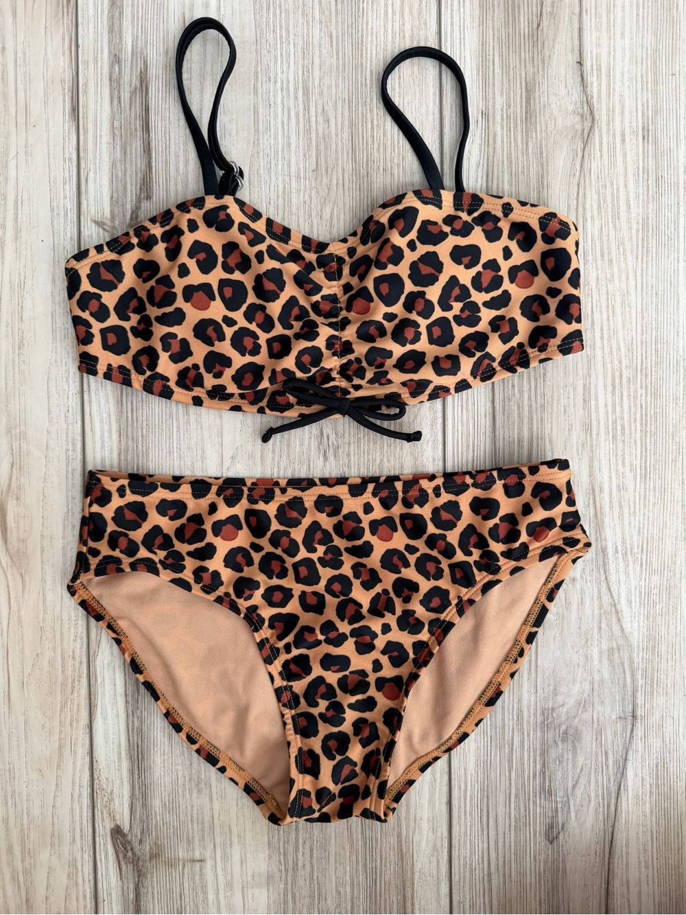 Girls swimsuit